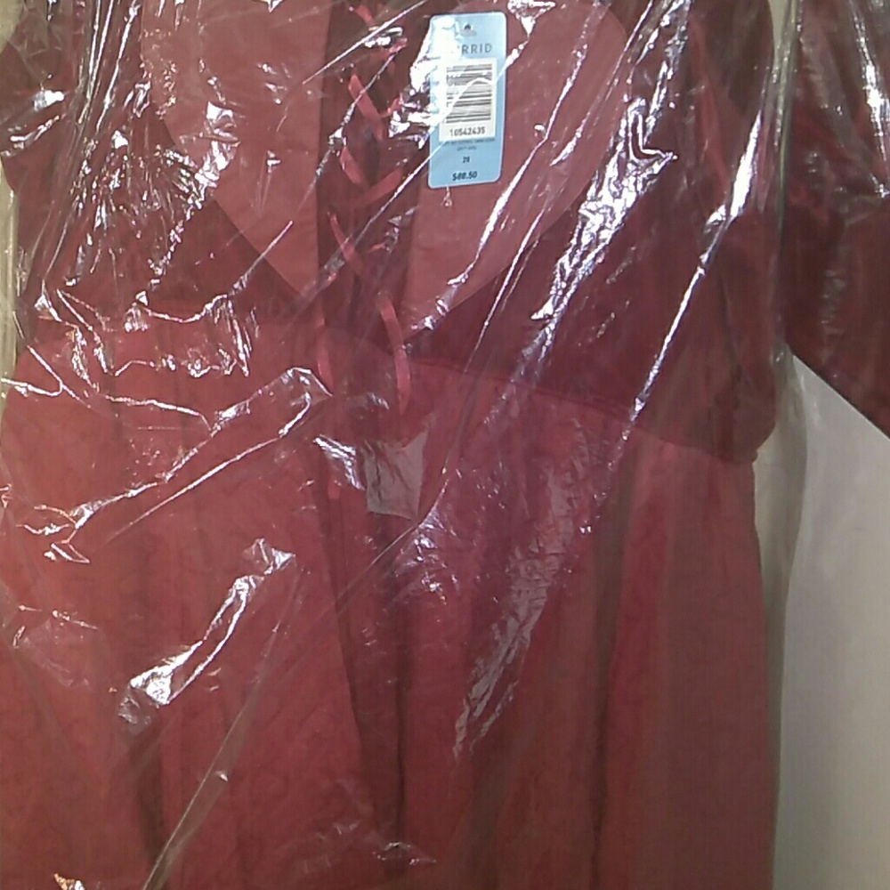 Dress - Picture 4 of 4